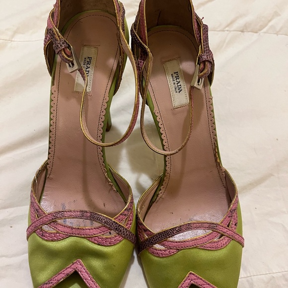 Prada Satin and snakeskin shoes - Picture 1 of 8
